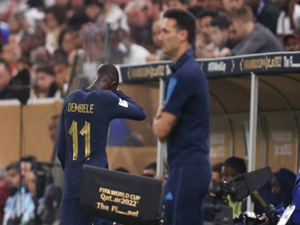 Bóng đá Pháp 19/12: Dembele bị chê chơi tồi tệ ở trận chung kết