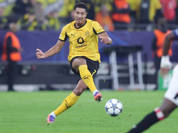 Phong cách thi đấu của Jobe Bellingham Phong cách thi đấu của Jobe Bellingham